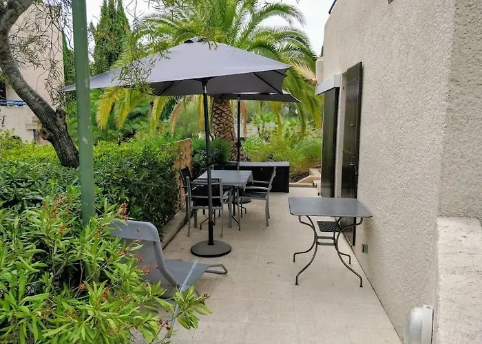 Apartamento St Raphael 37m2, Piscine, Wifi, Commerces 5mn A Pieds *